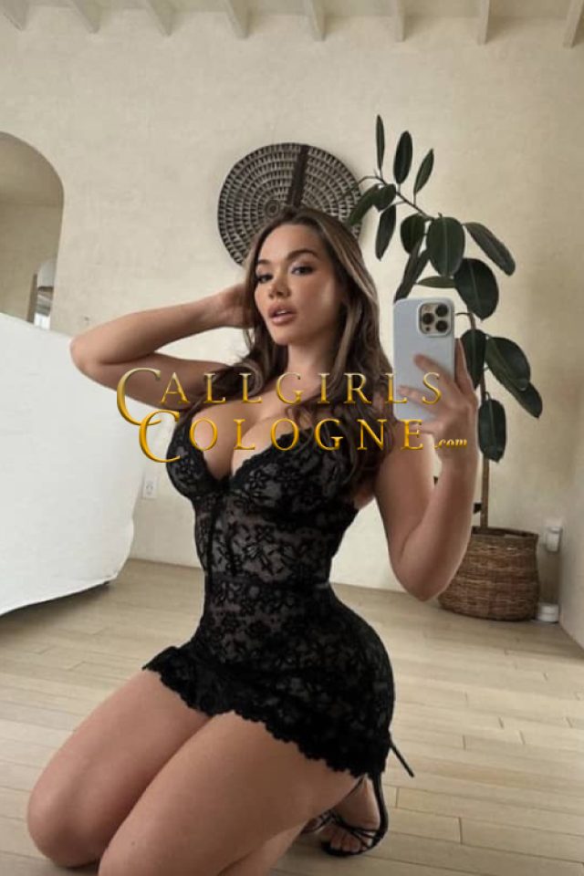 Busty Lebanese Escorts In Cologne